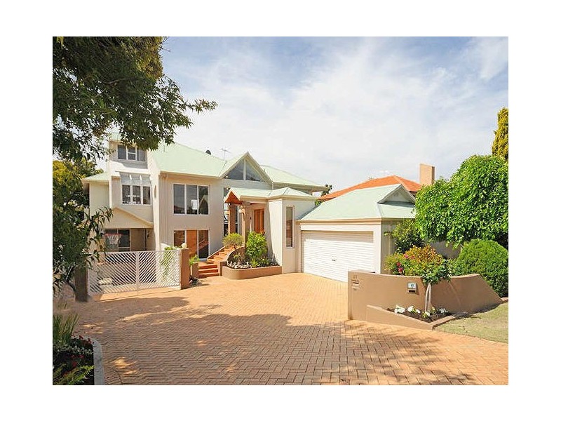 17 Riches Way, Bull Creek WA 6149