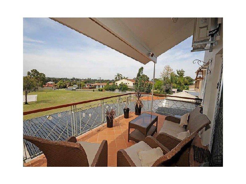 17 Riches Way, Bull Creek WA 6149