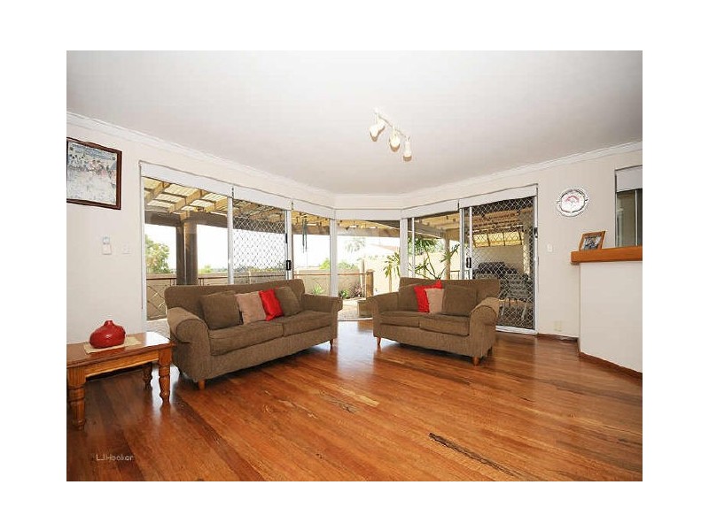 17 Riches Way, Bull Creek WA 6149