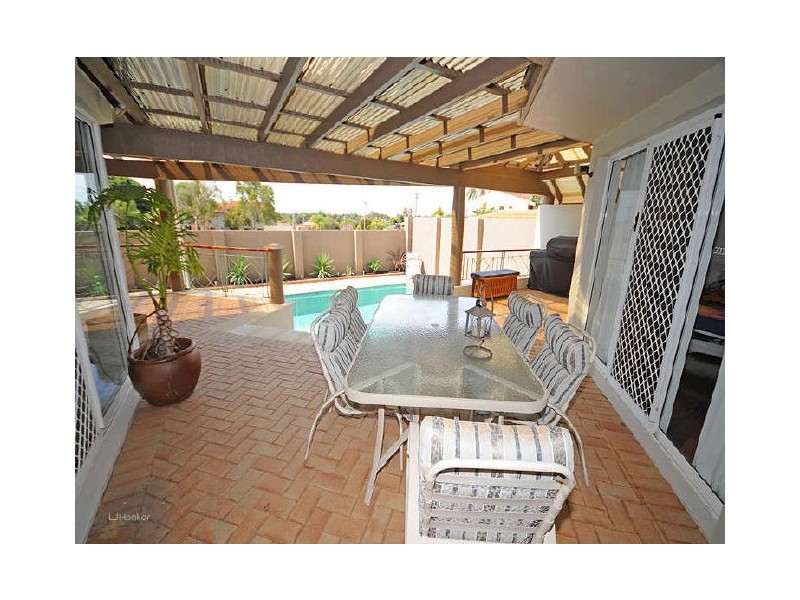 17 Riches Way, Bull Creek WA 6149