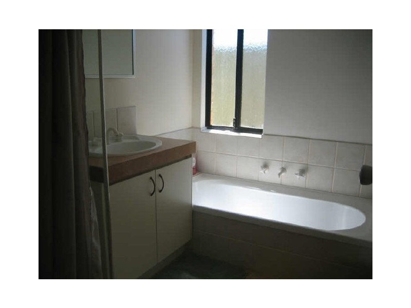 12 Dunnage Court, Atwell WA 6164