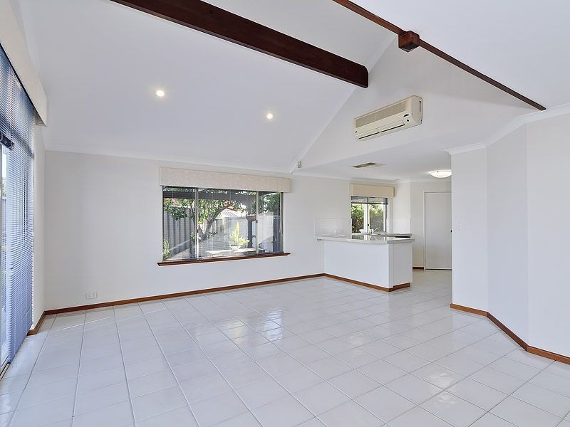 83 Sylvan Crescent, Leeming WA 6149