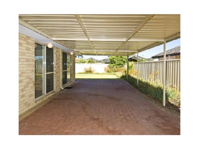 9 Windchime Terrace, Atwell WA 6164
