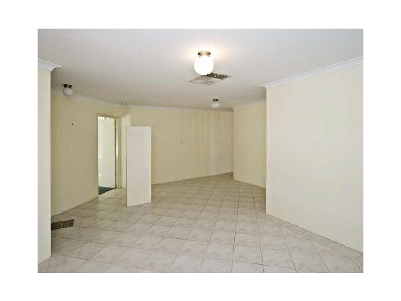 9 Windchime Terrace, Atwell WA 6164