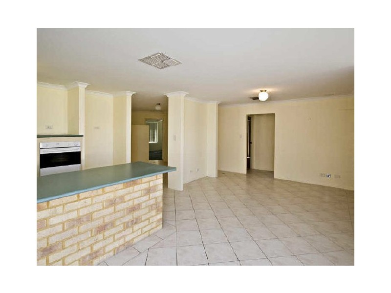 9 Windchime Terrace, Atwell WA 6164