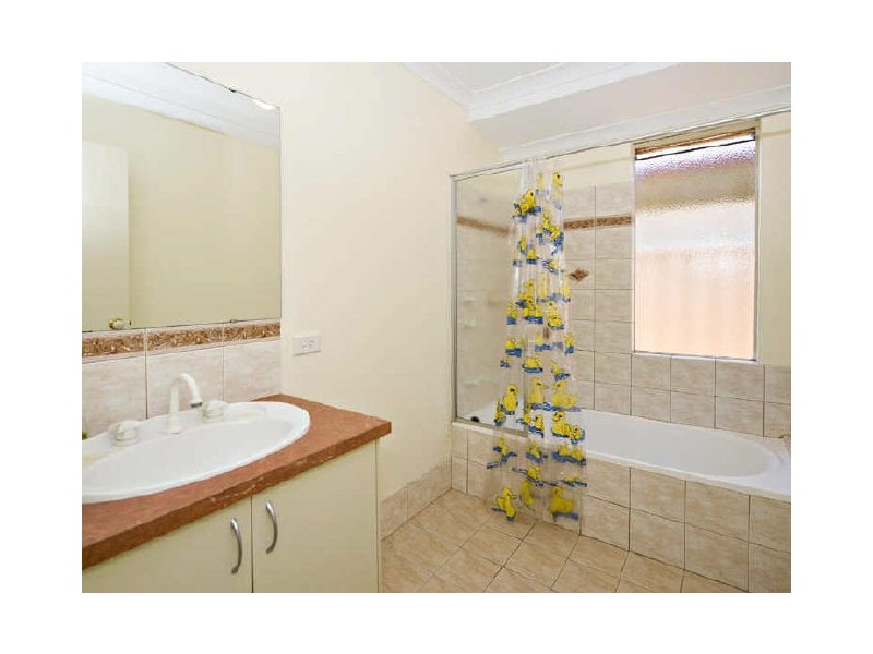 9 Windchime Terrace, Atwell WA 6164