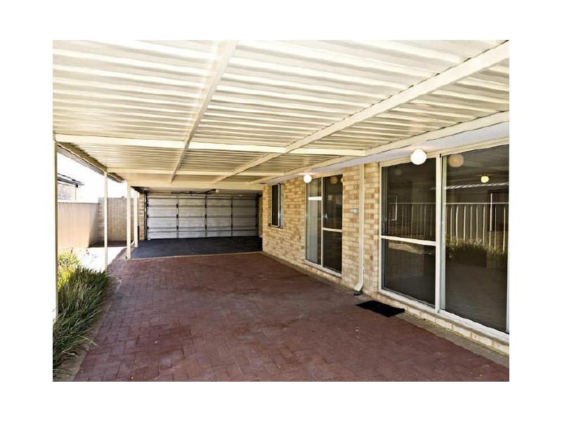 9 Windchime Terrace, Atwell WA 6164