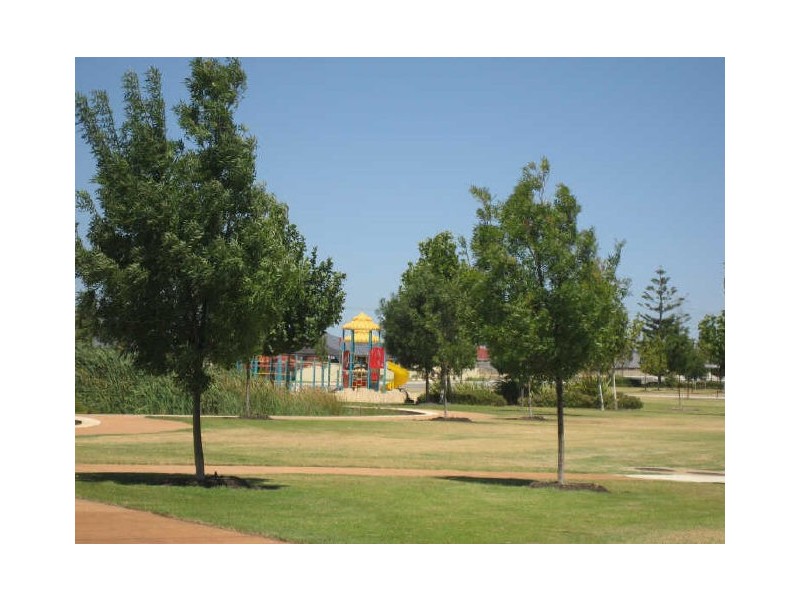 30 Brushfoot Boulevarde, Success WA 6164