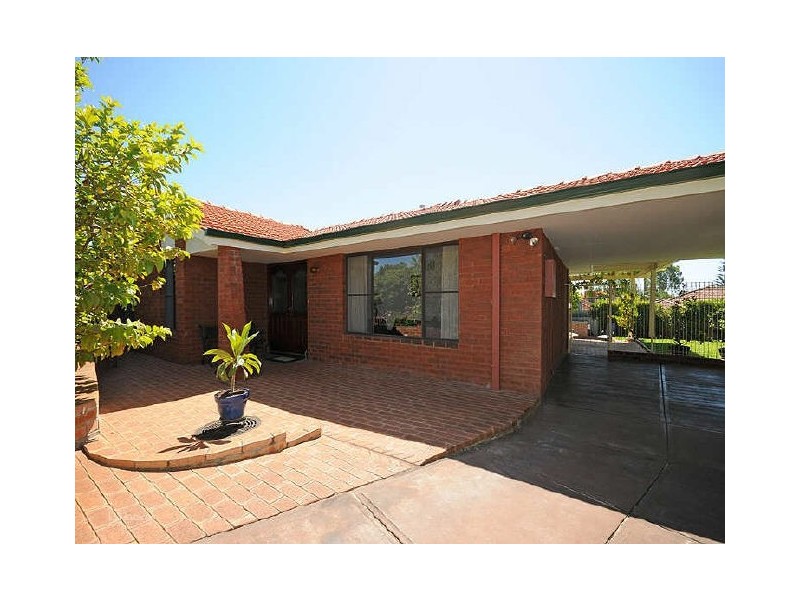 3 Watts Place, Leeming WA 6149