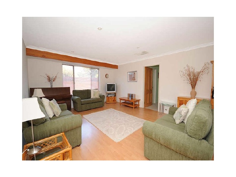 3 Watts Place, Leeming WA 6149