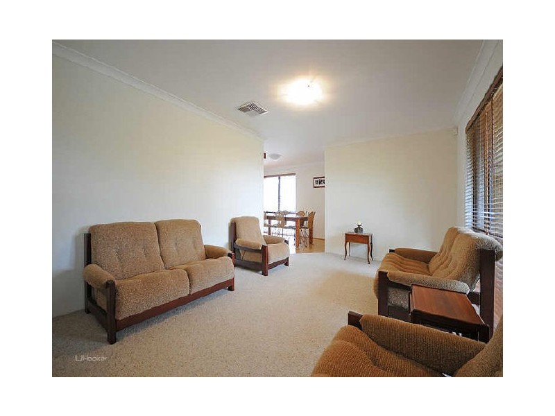 30 Broadbent Loop, Leeming WA 6149