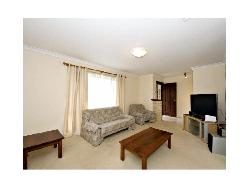 6B Bosworth Place, Leeming WA 6149