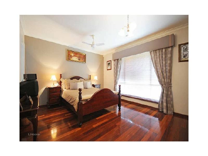 3 Hollingsworth Way, Leeming WA 6149