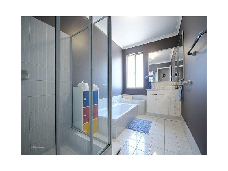 3 Hollingsworth Way, Leeming WA 6149