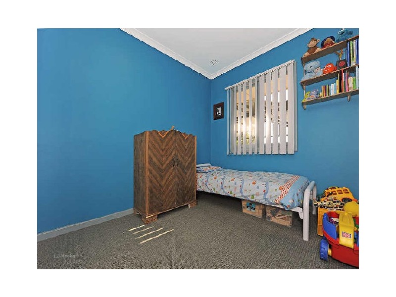 5 Gonzalo Place, Coolbellup WA 6163