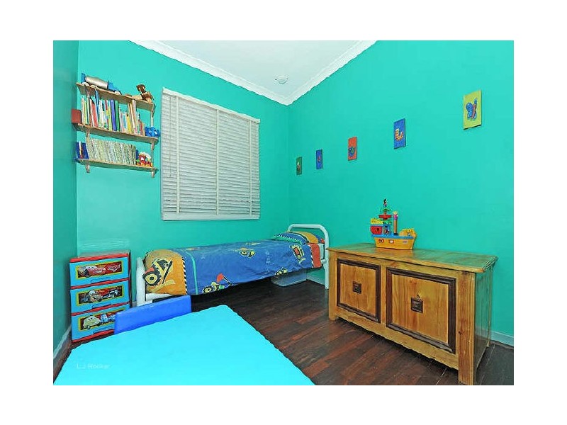 5 Gonzalo Place, Coolbellup WA 6163