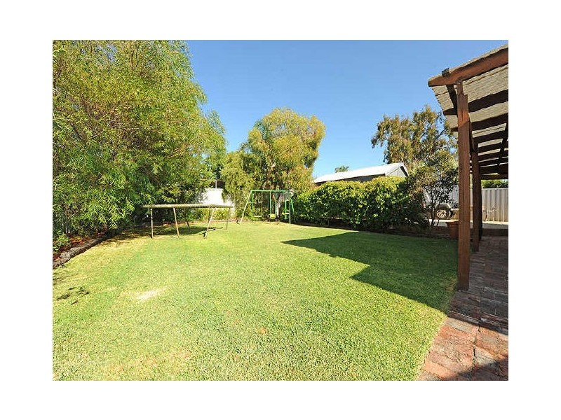 5 Gonzalo Place, Coolbellup WA 6163