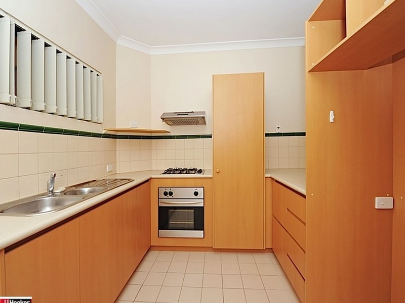 3/8 King George Street, Victoria Park WA 6100