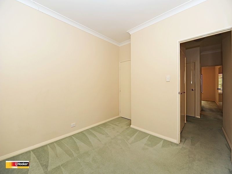 3/8 King George Street, Victoria Park WA 6100