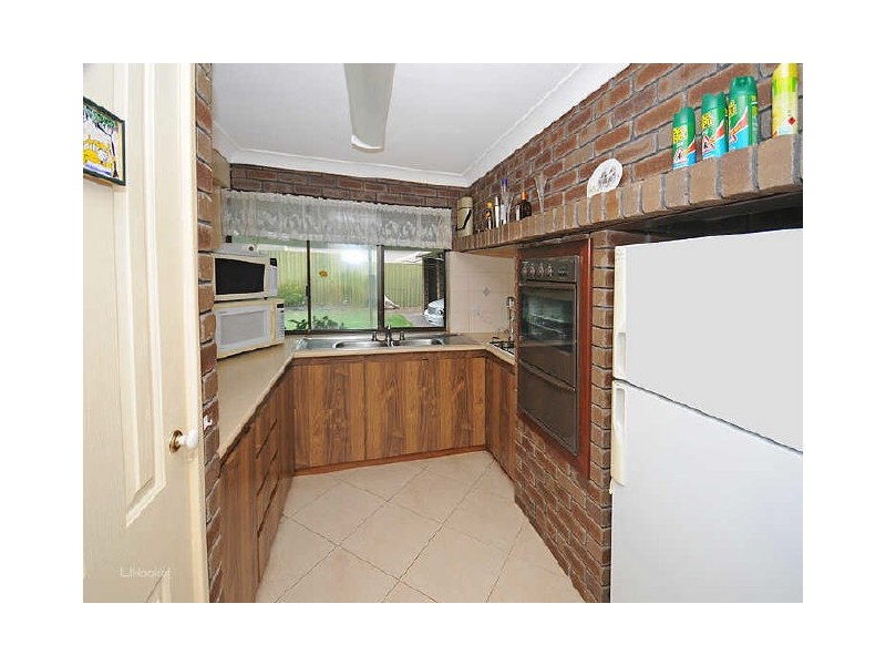 16 Wethered Street, Leeming WA 6149