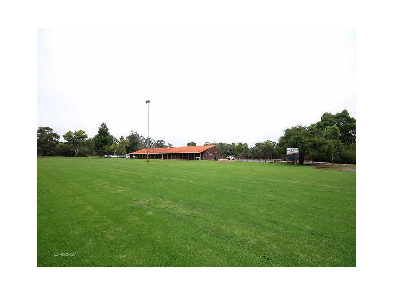 16 Wethered Street, Leeming WA 6149