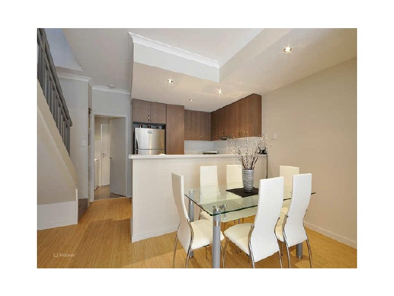 23/6 Ibera Way, Success WA 6164