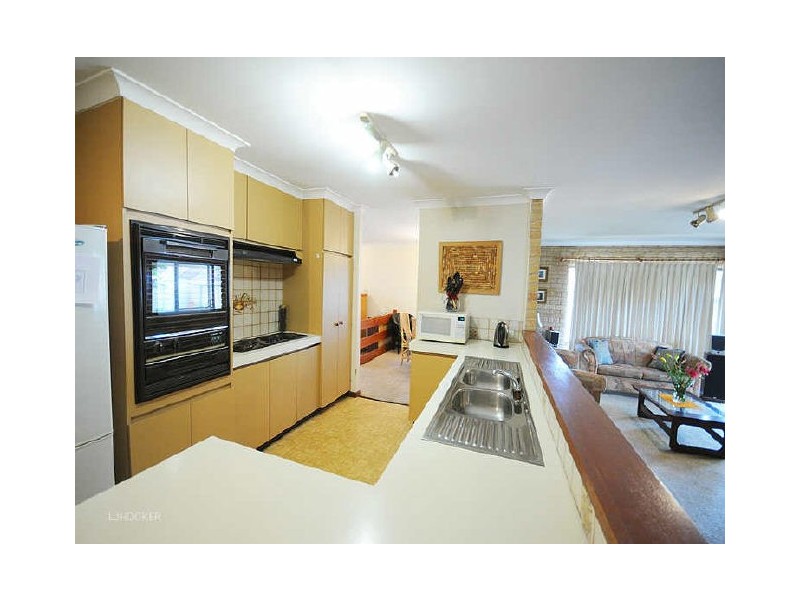 96 Aulberry Parade, Leeming WA 6149