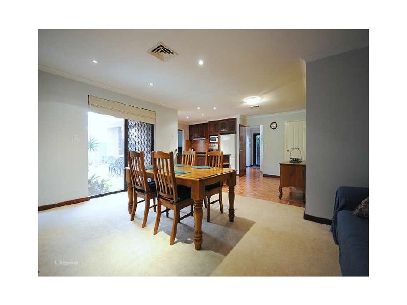 10 Westminster Road, Leeming WA 6149