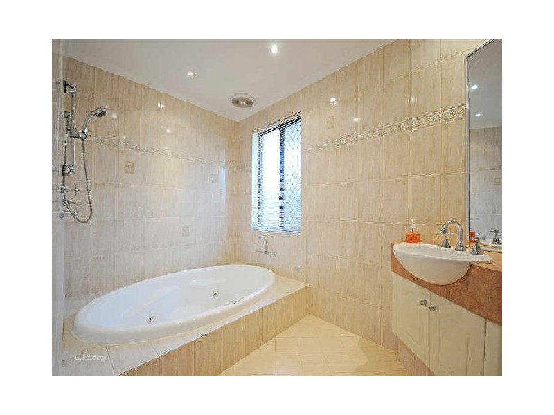 10 Westminster Road, Leeming WA 6149