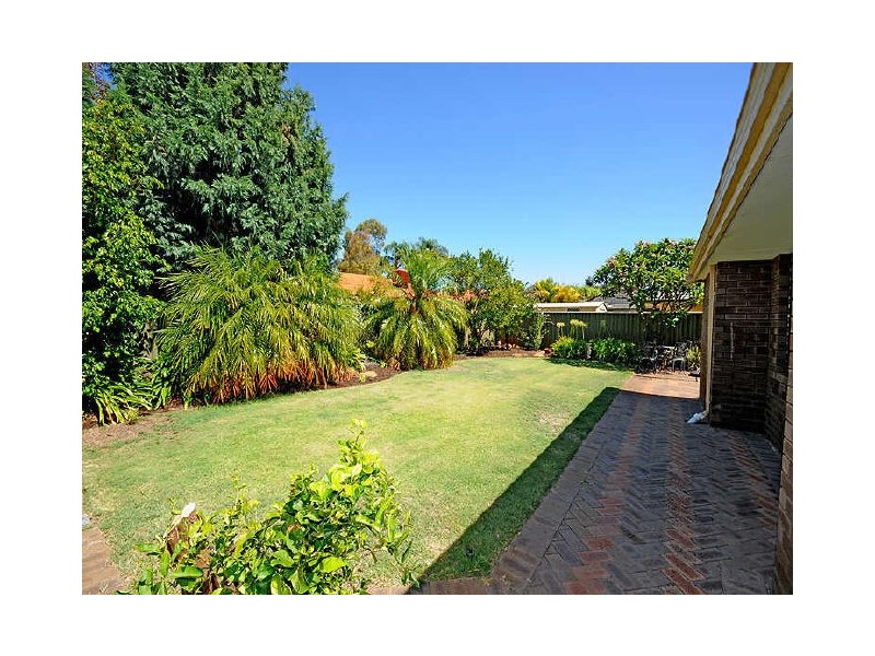 10 Westminster Road, Leeming WA 6149