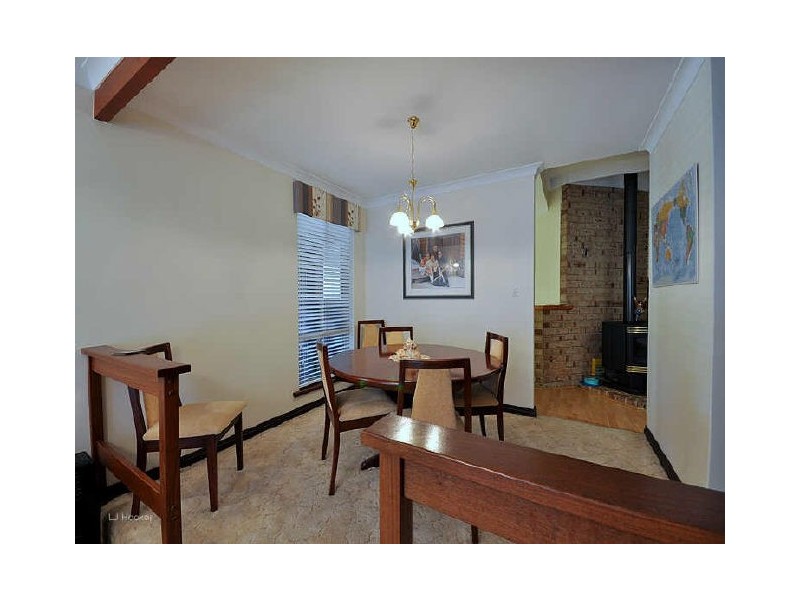 12 Howlett Place, Leeming WA 6149