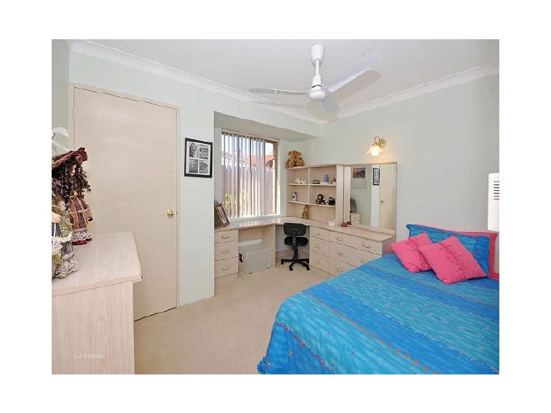 12 Howlett Place, Leeming WA 6149