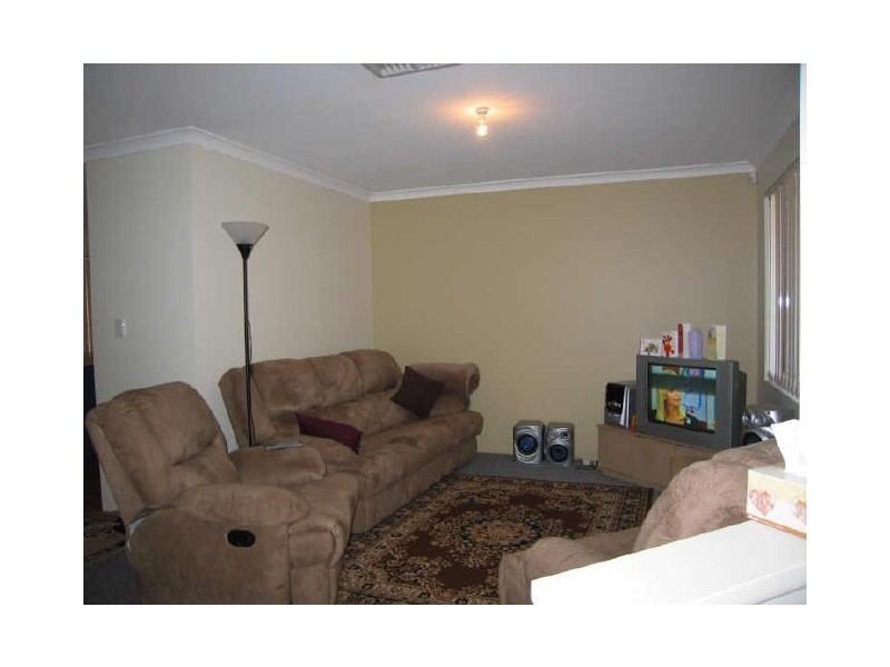 11 Hibbertia Close, Beeliar WA 6164