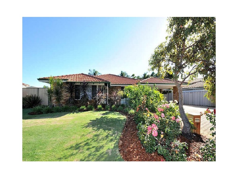 18 The Ramble, Canning Vale WA 6155