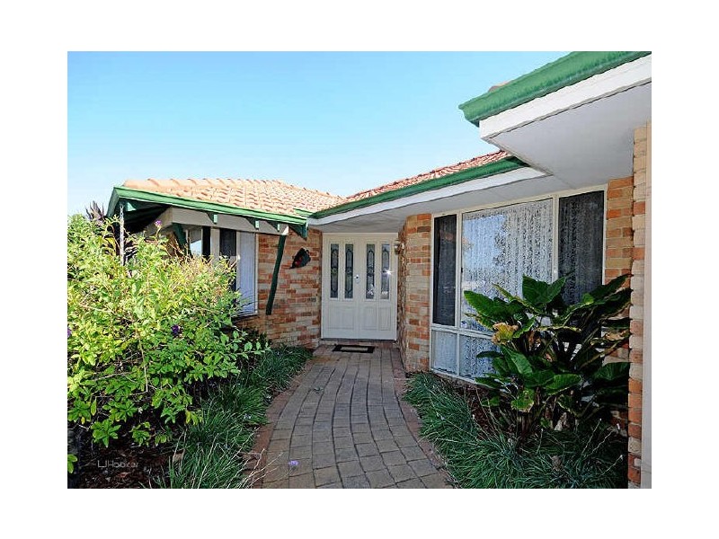 18 The Ramble, Canning Vale WA 6155