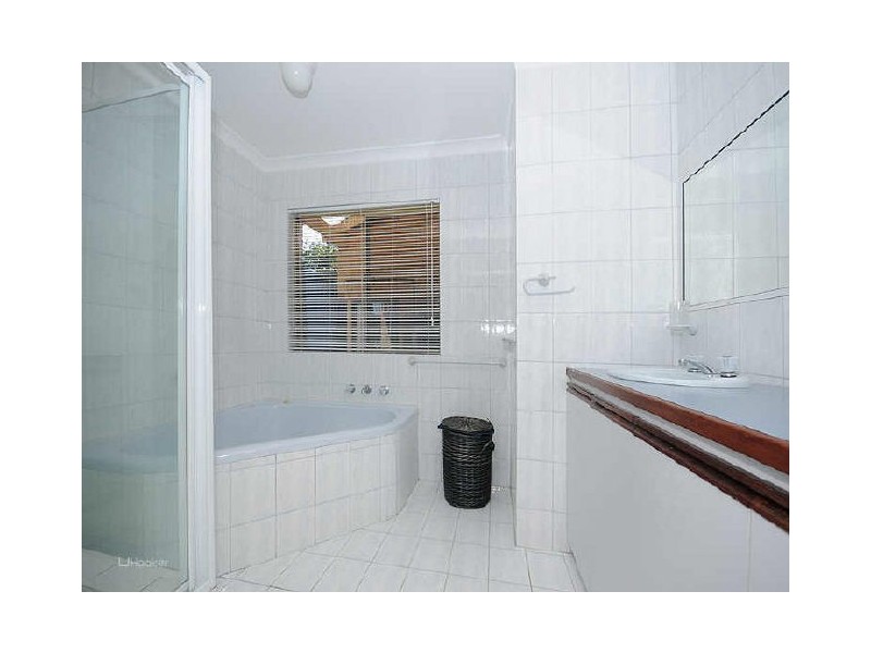 14 Harwood Rise, Leeming WA 6149