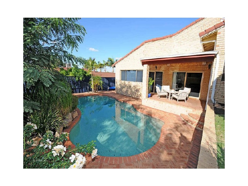 14 Harwood Rise, Leeming WA 6149