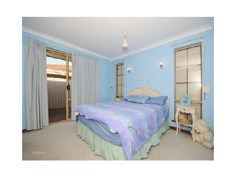 6 Hollingsworth Way, Leeming WA 6149