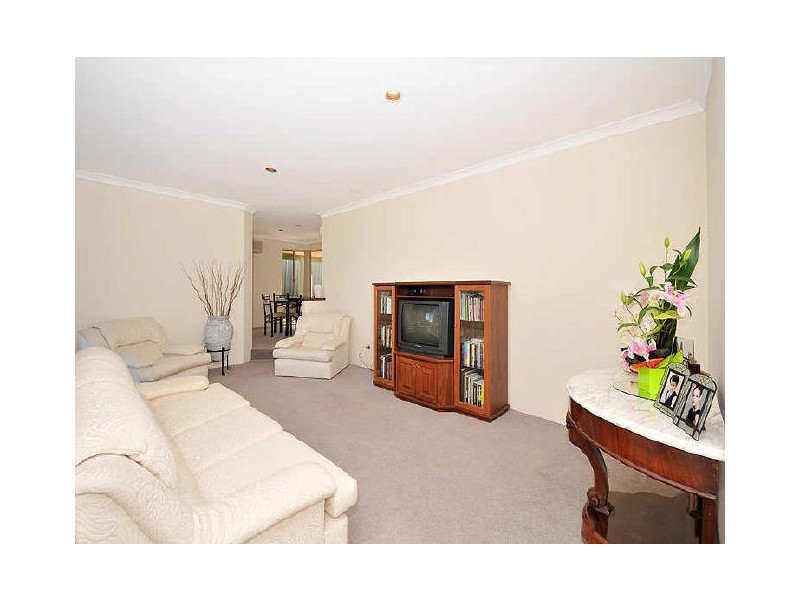 12 Caldera Close, Leeming WA 6149