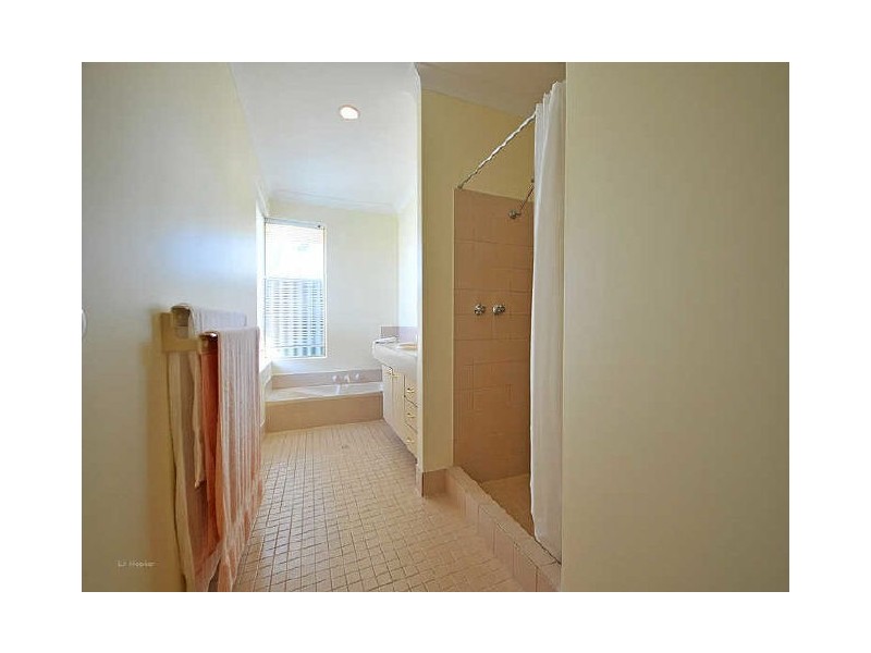 12 Caldera Close, Leeming WA 6149