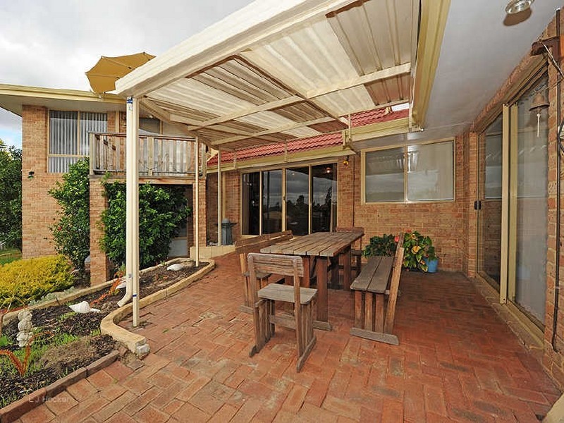 10 Hannah Place, Leeming WA 6149