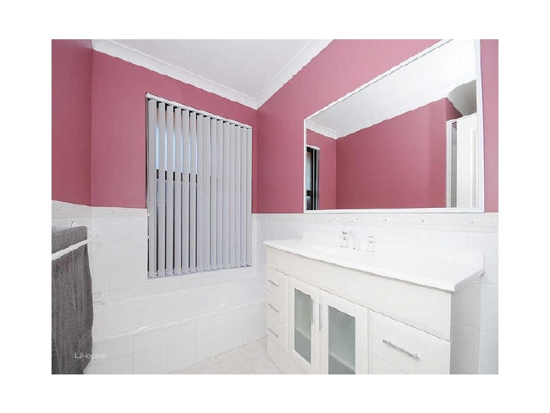 54 Burnett Avenue, Leeming WA 6149