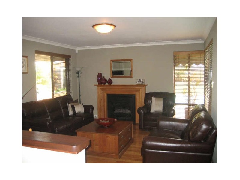 4 Milford Close, Leeming WA 6149