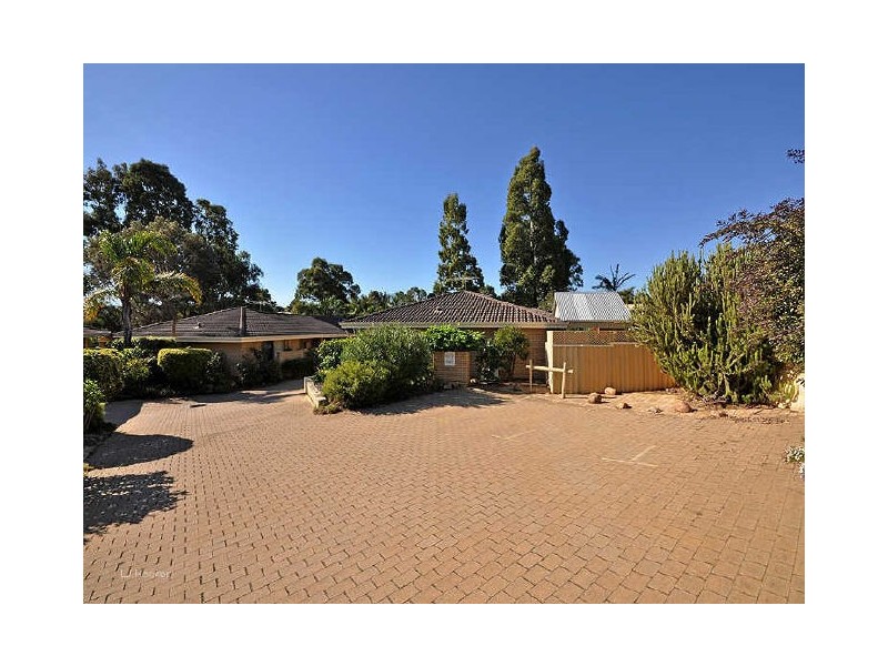4/14 Philmore Crescent, Kardinya WA 6163