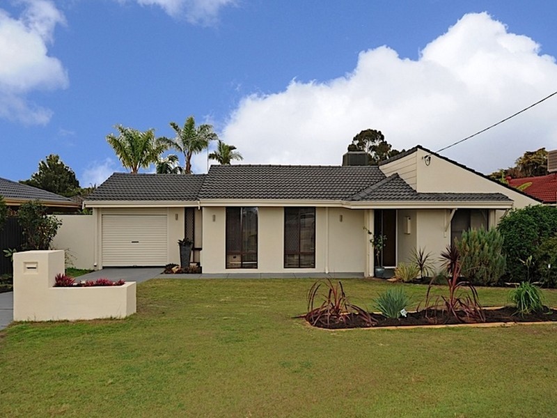 49 Gladstone Road, Leeming WA 6149