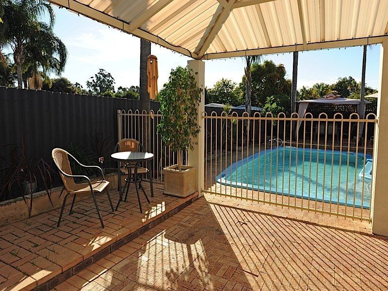 49 Gladstone Road, Leeming WA 6149