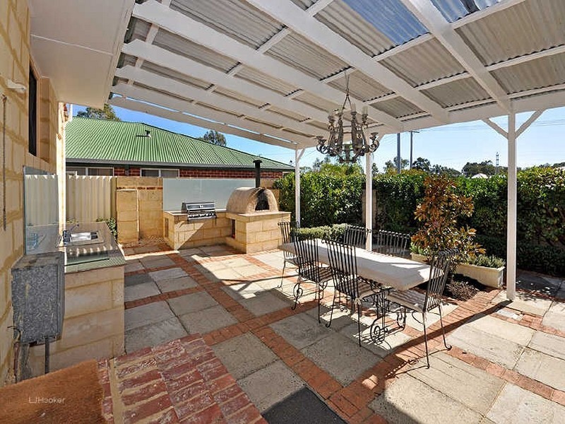 69 Redmond Road, Hamilton Hill WA 6163