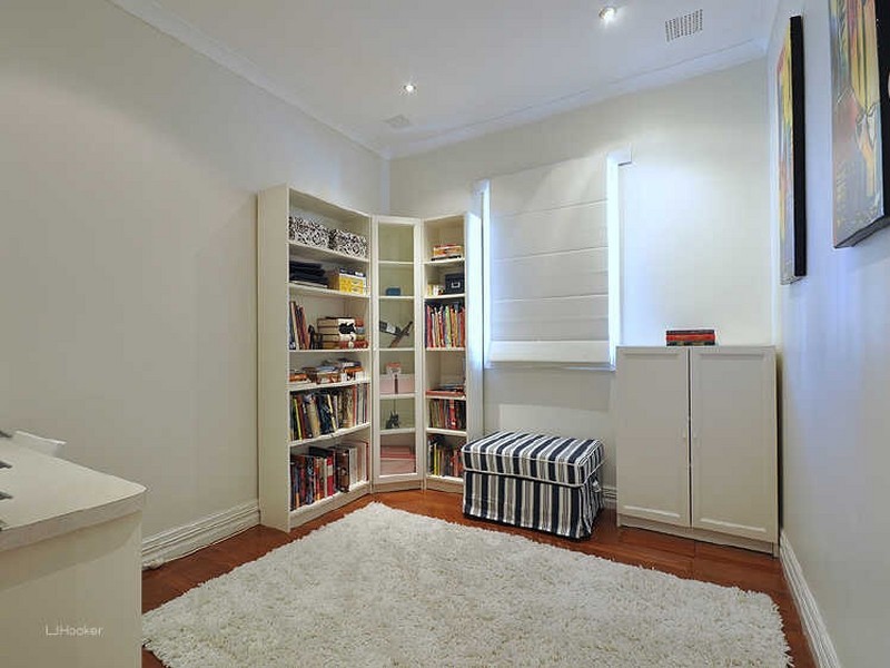 69 Redmond Road, Hamilton Hill WA 6163