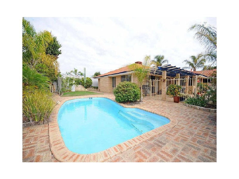 12 Goodwin Way, Leeming WA 6149