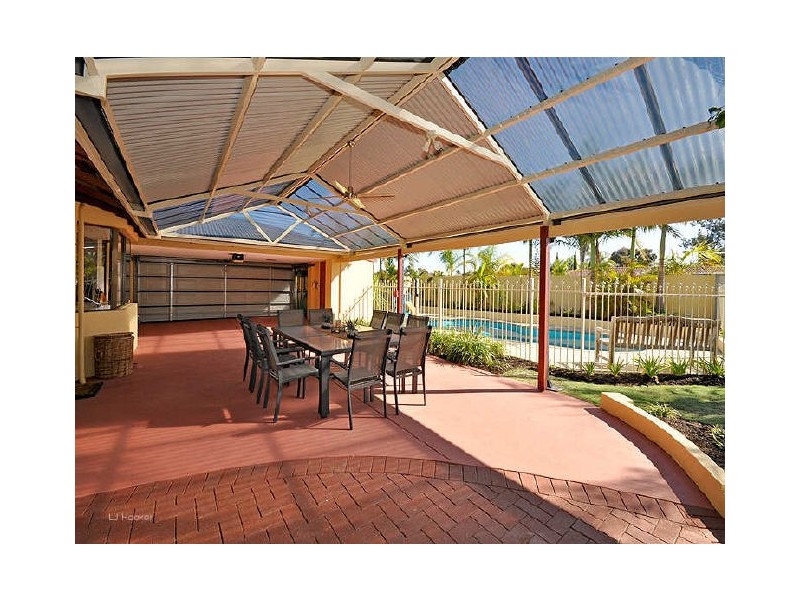 7 Gladstone Road, Leeming WA 6149